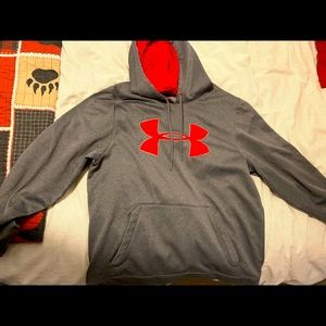 Underarmour sweatshirt